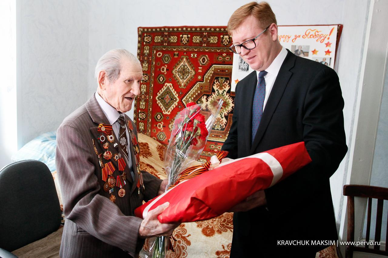 ЗА ВСЕ БЛАГОДАРЕН СУДЬБЕ | Вечерний Первоуральск